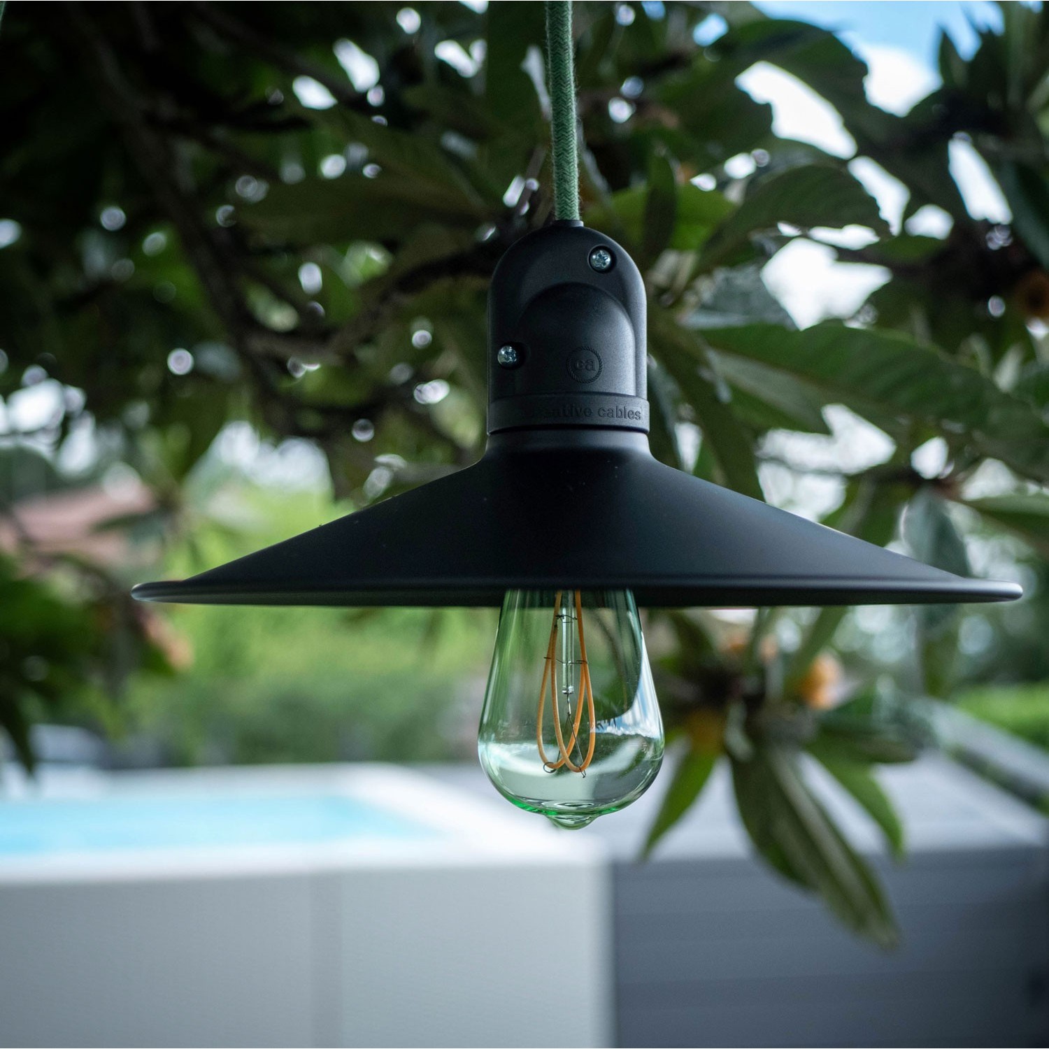 EIVA Outdoor pendant lamp for lampshades with 1,5 mt fabric cable, silicone ceiling rose and lamp holder IP65 water resistant