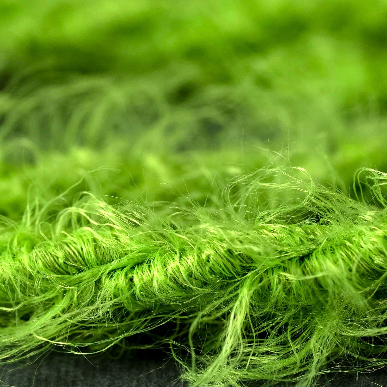 Marlene twisted lighting cable covered in hairy-effect fabric Plain Green TP06