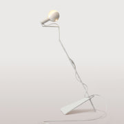 Lampada da terra inclinabile con lampadina LED G125 verniciata e spina UK - Mario Talia - Bianco
