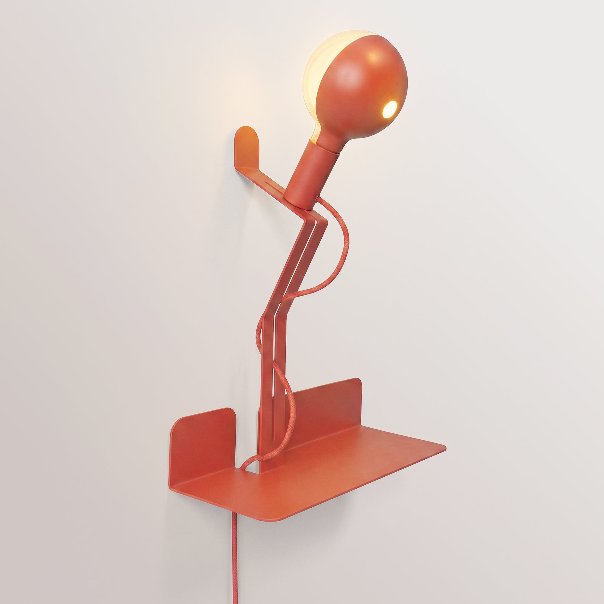 Wall lamp with shelf, painted G125 LED Light bulb and UK Plug - Murio Talia - Red