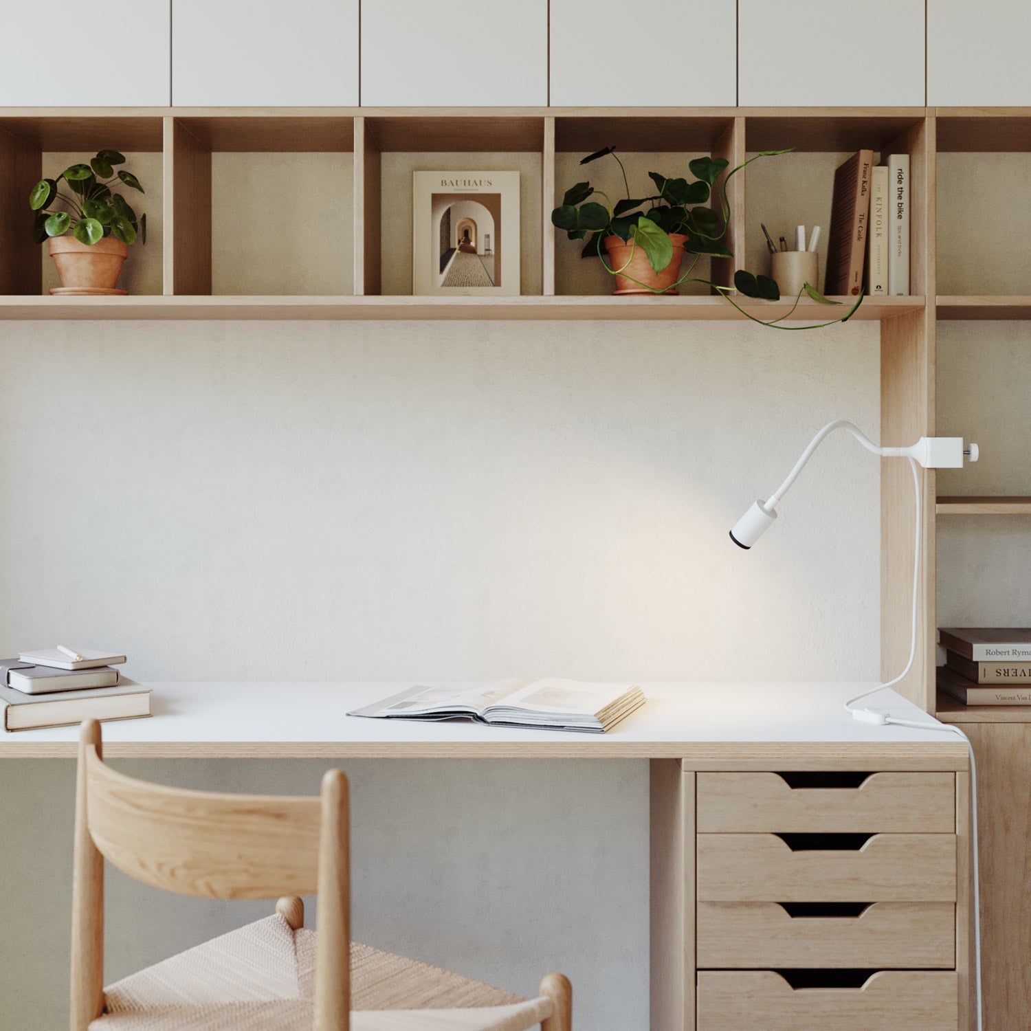 Faretto snodabile MAG-Y con pinza e spina UK - Bianco opaco