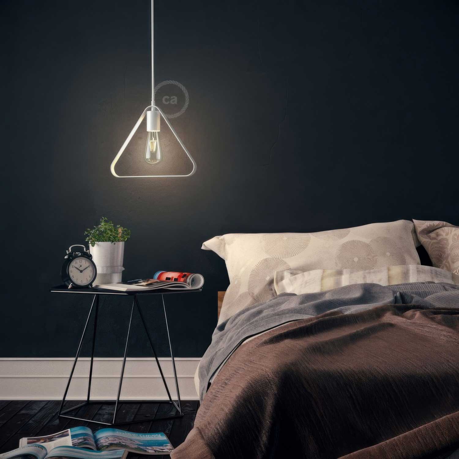 Lampada a sospensione completa di cavo tessile, paralume Duedì Apex e finiture in metallo - Bianco