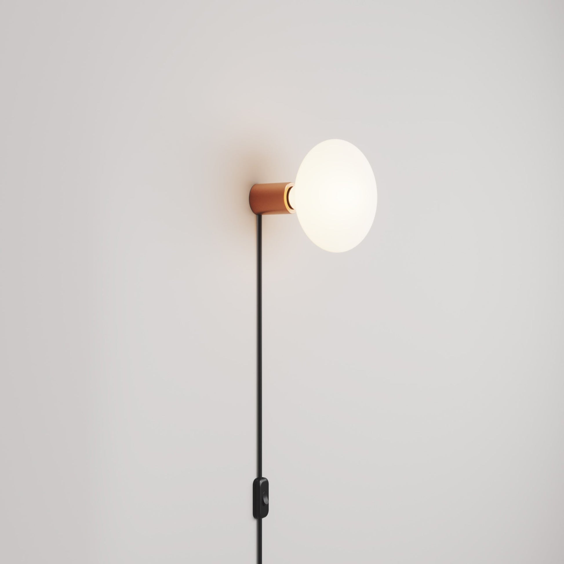Lampada con spina UK con finitura metallica e lampadina LED Ellipse effetto porcellana - Rame satinato