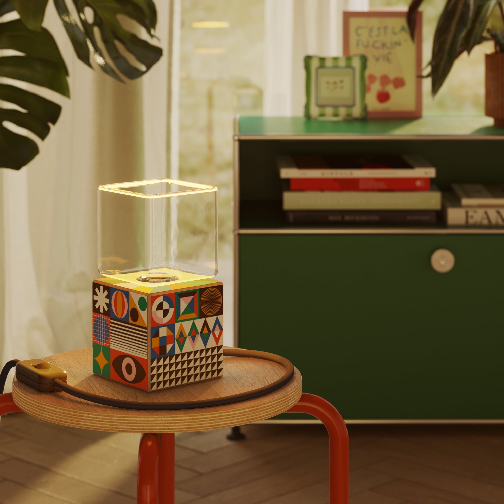 Lampada da tavolo Cubetto con spina inglese e lampadina Ghost - PosterLad - Creative Cables