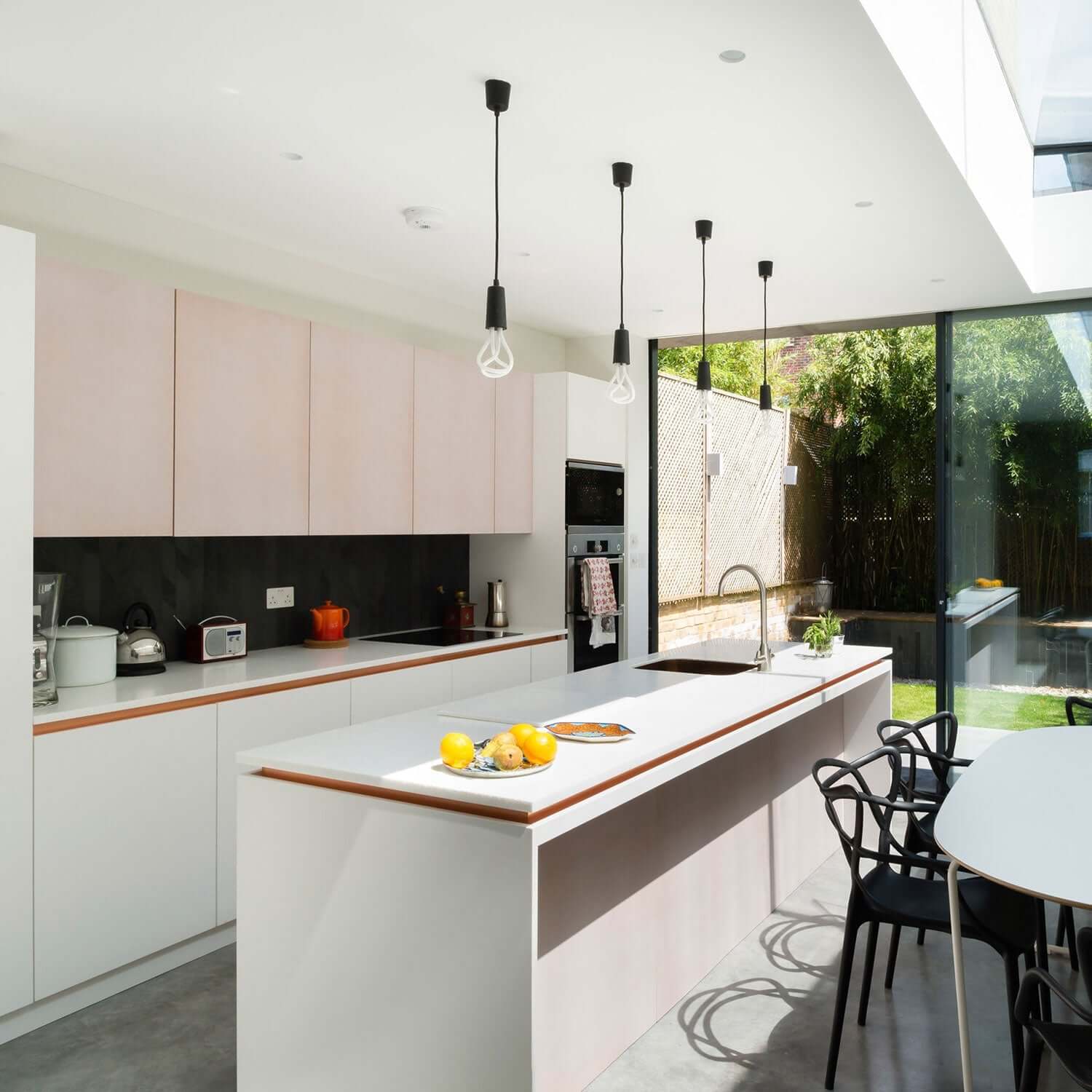 Lampadina LED Plumen 001