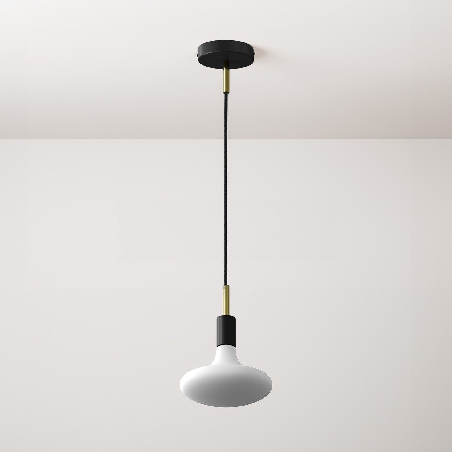 Lampada a sospensione completa di cavo tessile, finiture in metallo e serracavo da 7cm - Nero